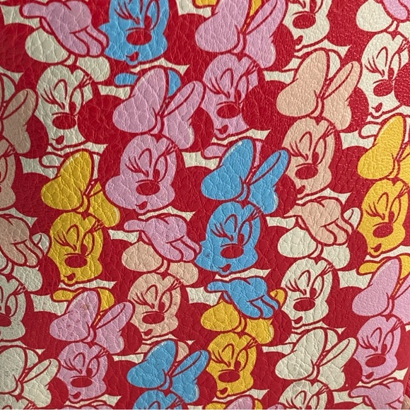 Buckle Down Disney Minnie Mouse All Over Print Crossbody Bag & Minnie Mouse Ears - Picture 3 of 10